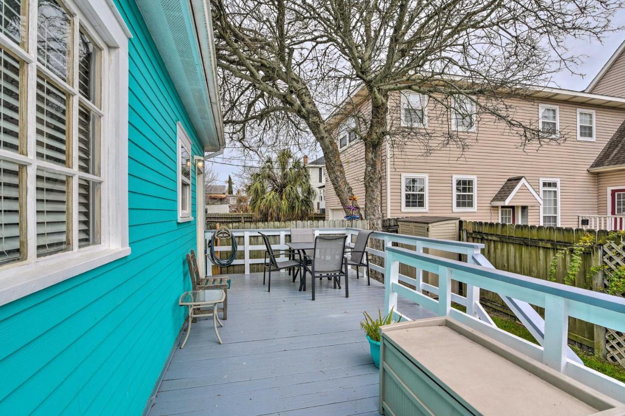 Galveston 'Blue Bungalow' - Walk To Beach! エクステリア 写真